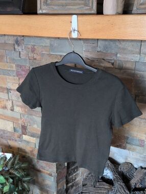 Brandy Melville Black Crewneck Crop Tee
